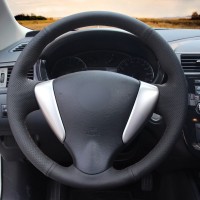 Оплетка на руль из «Premium» экокожи Nissan Versa 2015-2019 г.в. (черная)