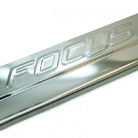Накладки на пороги Ford Focus 3 штамп (2015) (ступенька)